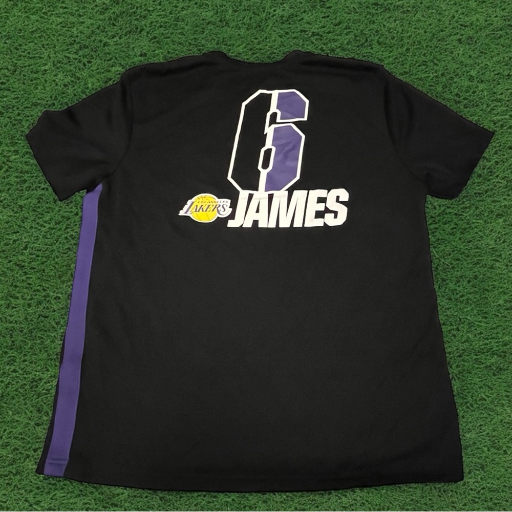 Lebron James Lakers Athletic shirt 
Size large